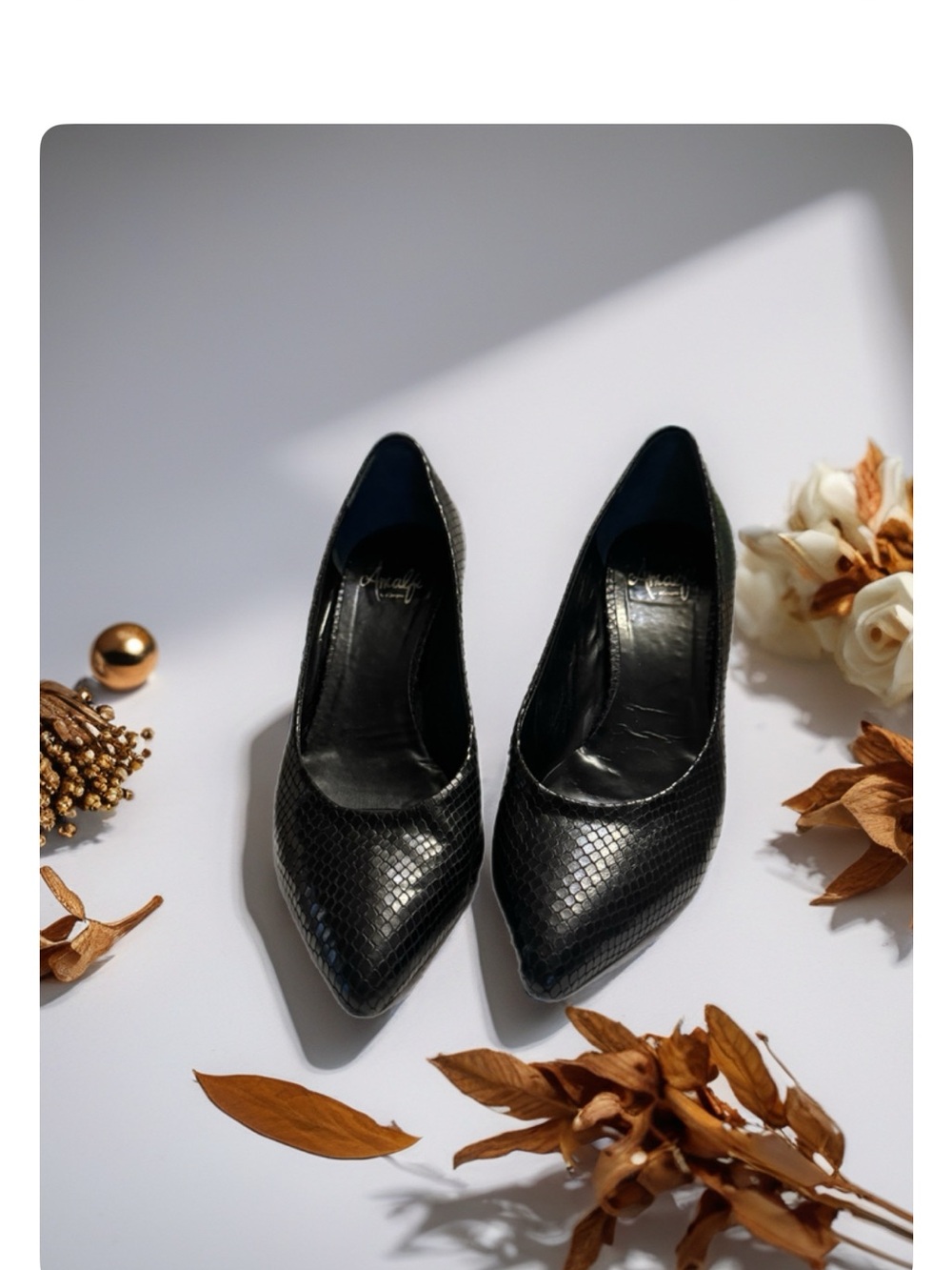 Leather Crocodile Pointed-Toe flat, Ferragamo Amalfi Varina Style Heels